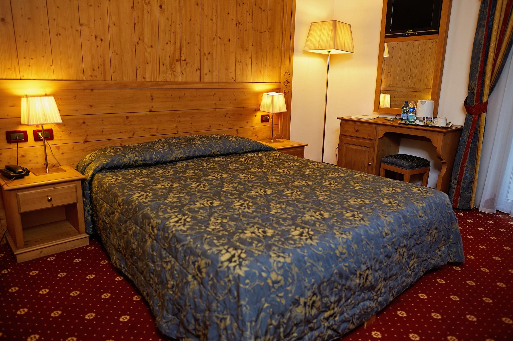 Gh Monzoni Hotel