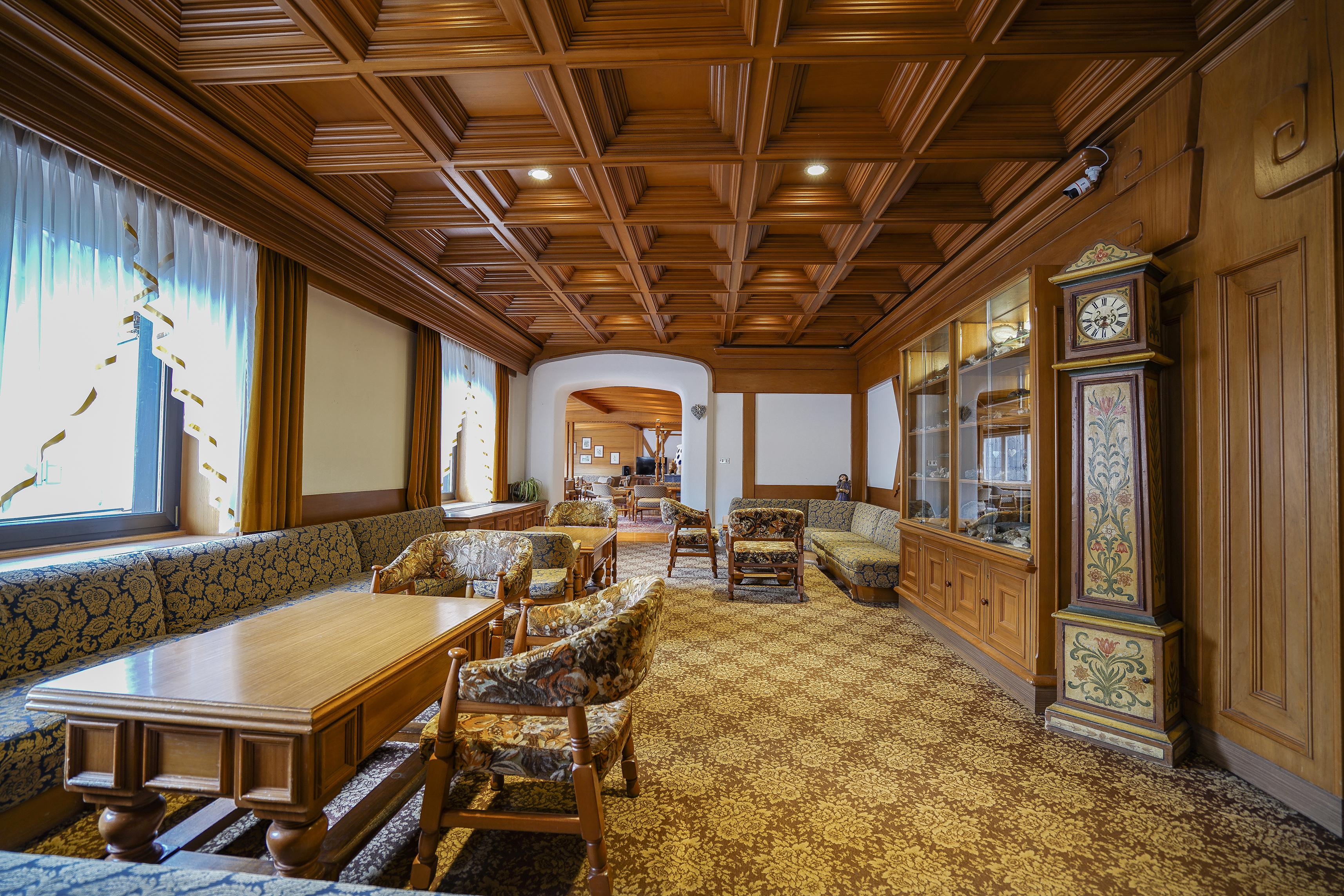Gh Monzoni Hotel 3*